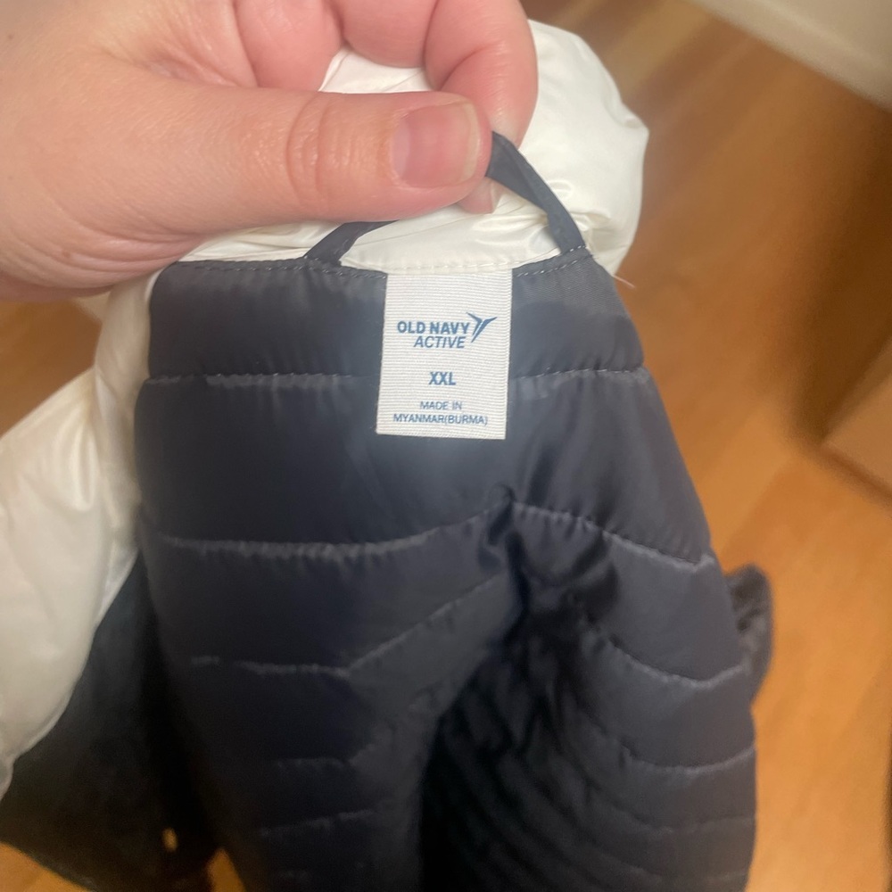 Tri-Color Packable Puffer Jacket - Lightweight - image 6